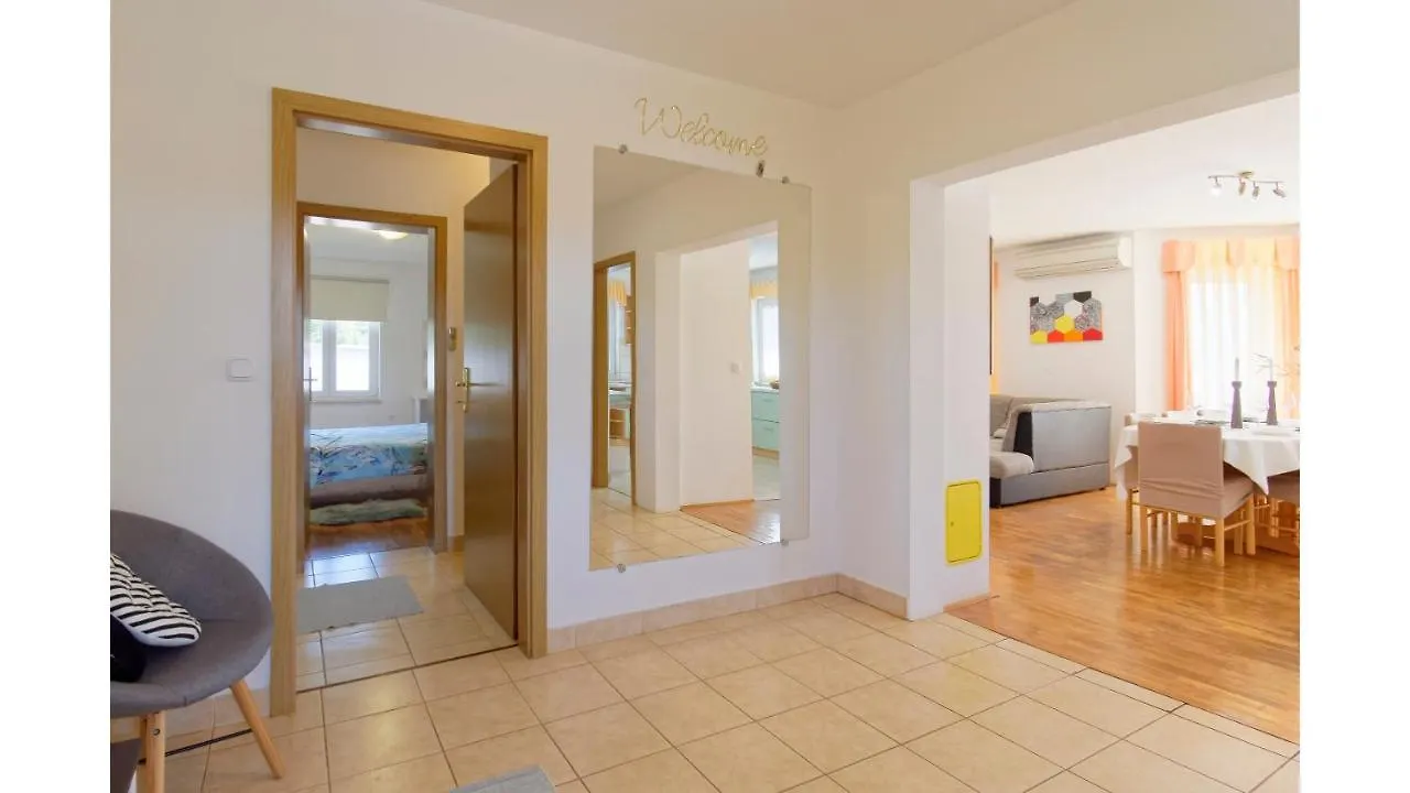 Gæstehus Holiday Home Tina By Rent Istria Savudrija