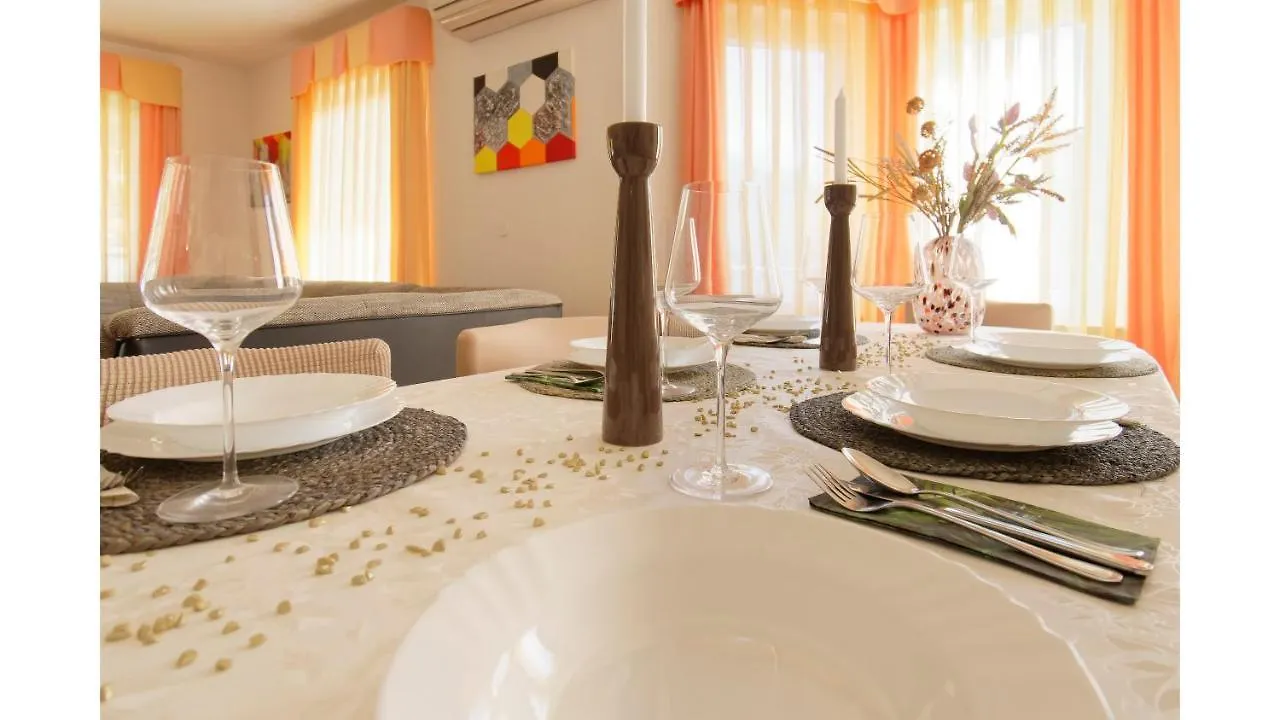 Holiday Home Tina By Rent Istria 사부드리자