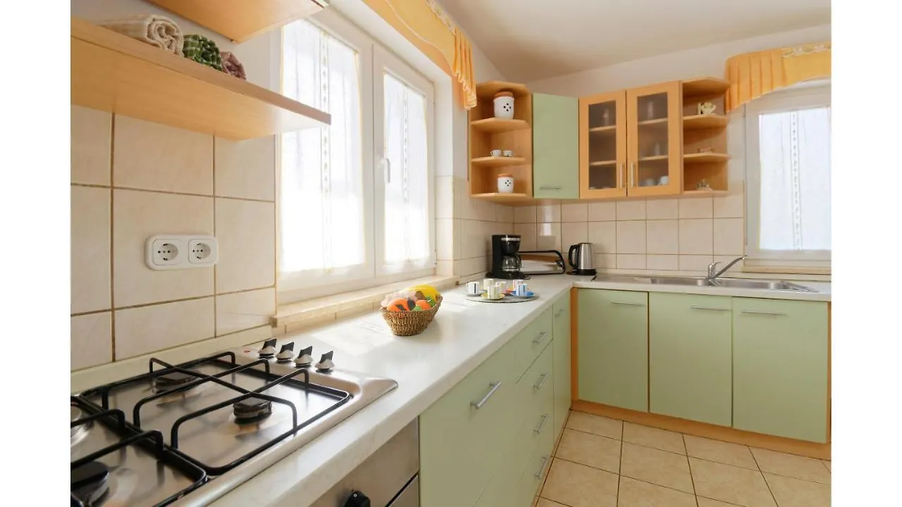 Holiday Home Tina By Rent Istria 사부드리자