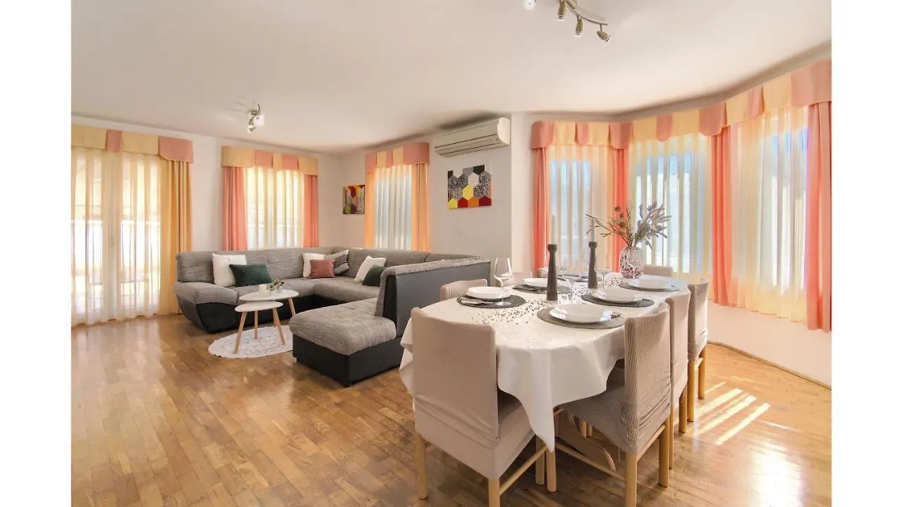 Holiday Home Tina By Rent Istria Savudrija 3*,  Kroatien